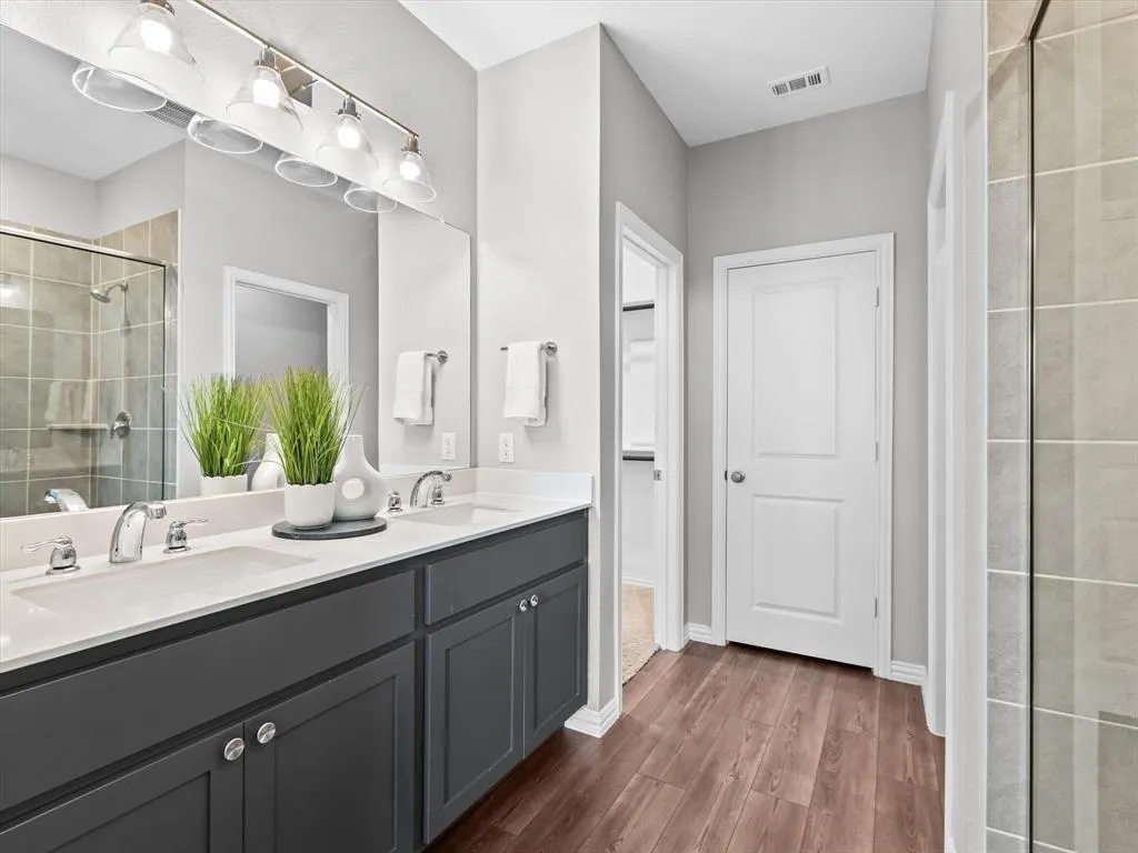 2219 Primrose Trail