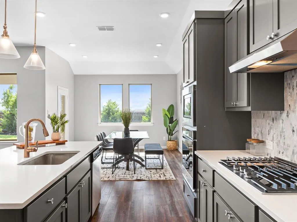 2219 Primrose Trail