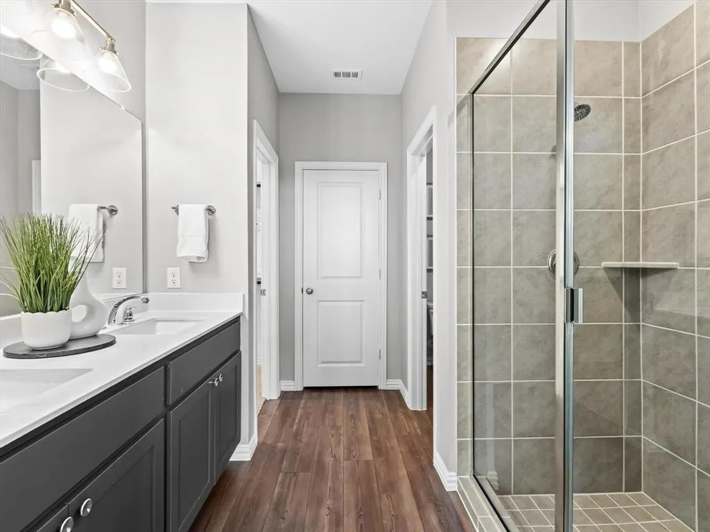 2219 Primrose Trail