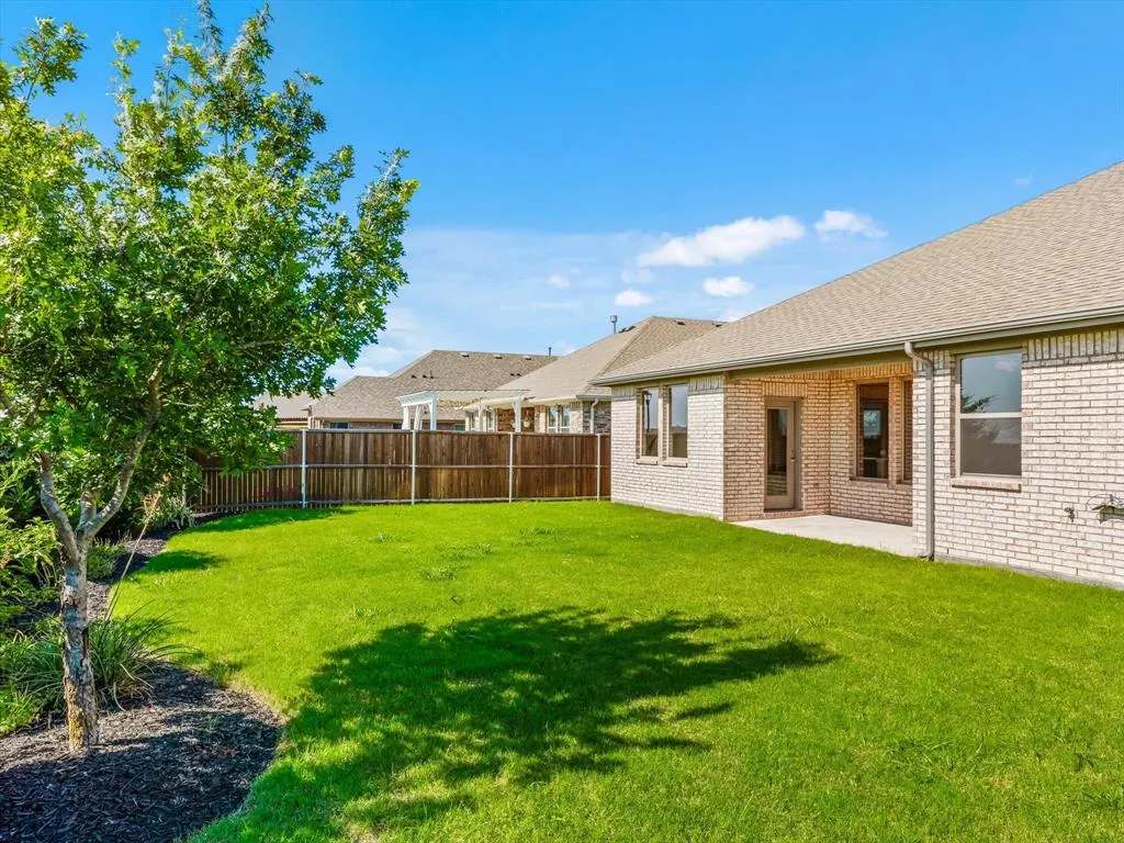 2219 Primrose Trail