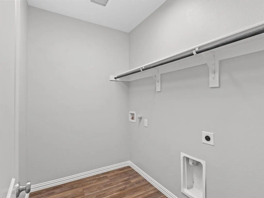 2219 Primrose Trail