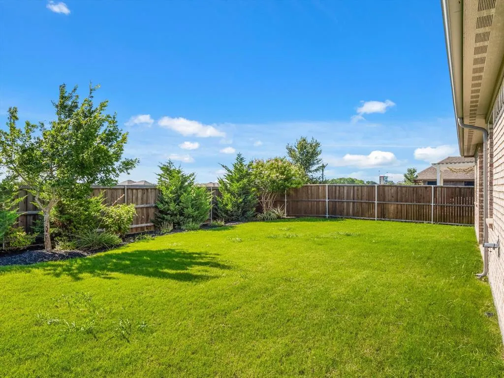 2219 Primrose Trail