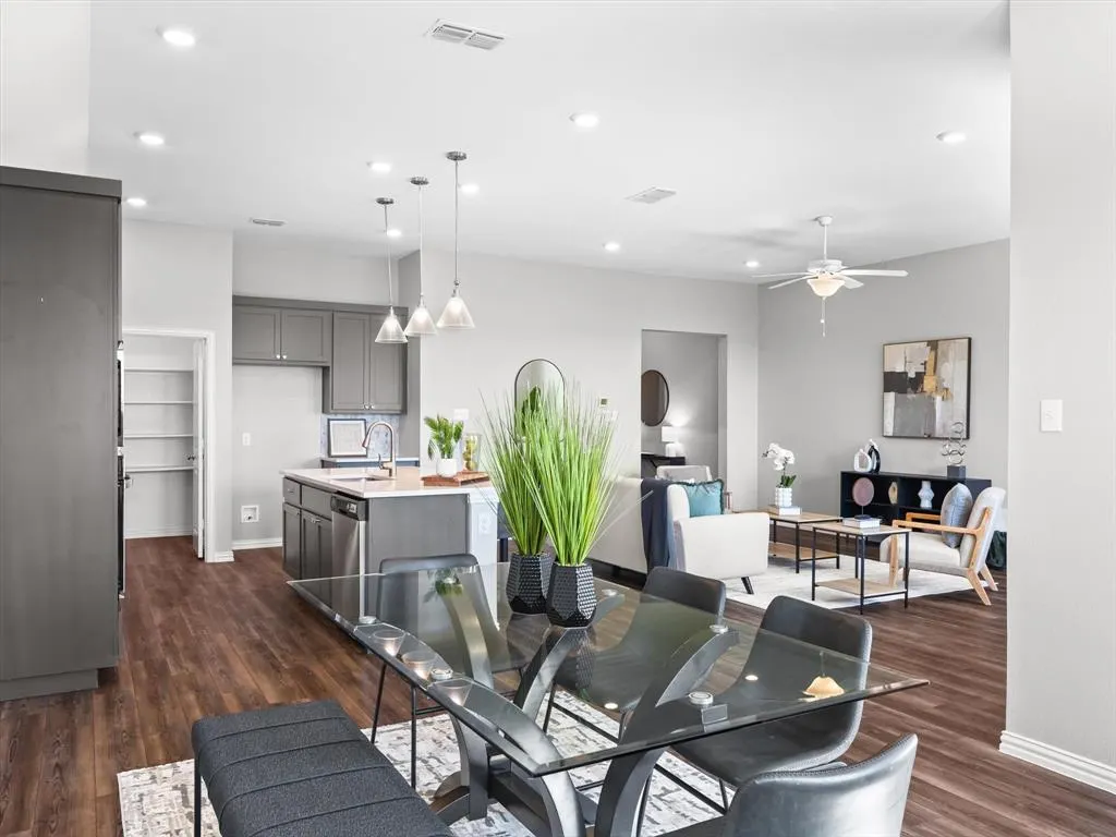 2219 Primrose Trail