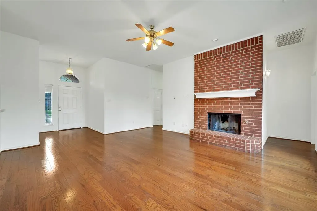 1422 Greenwich Drive