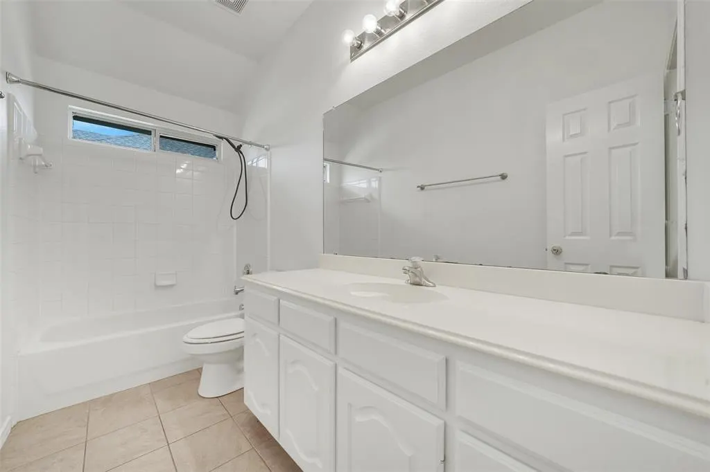 1422 Greenwich Drive