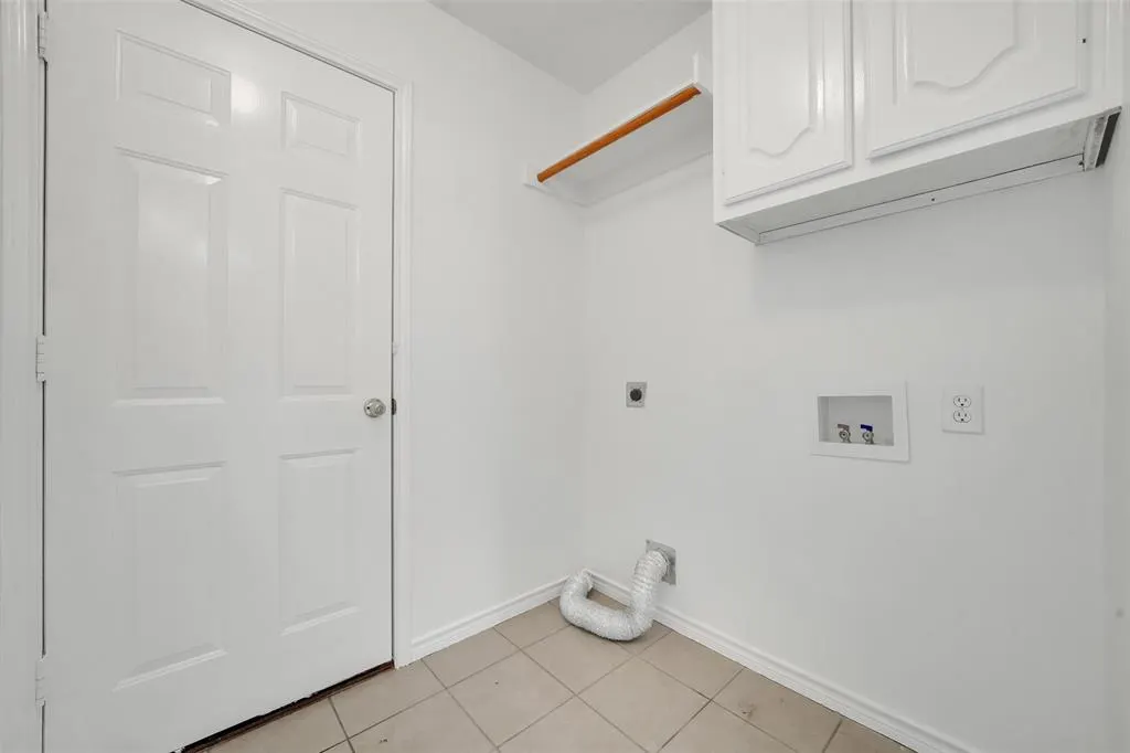 1422 Greenwich Drive