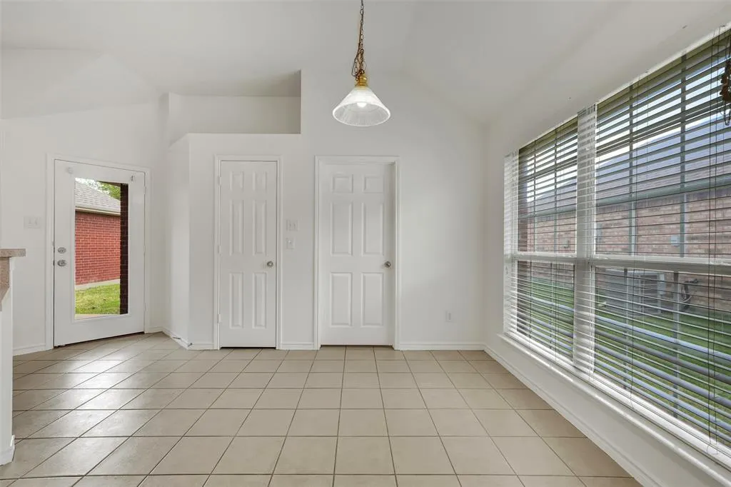1422 Greenwich Drive