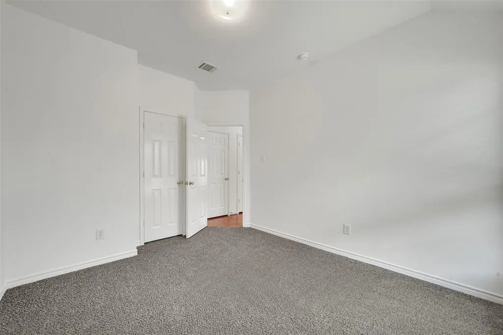 1422 Greenwich Drive