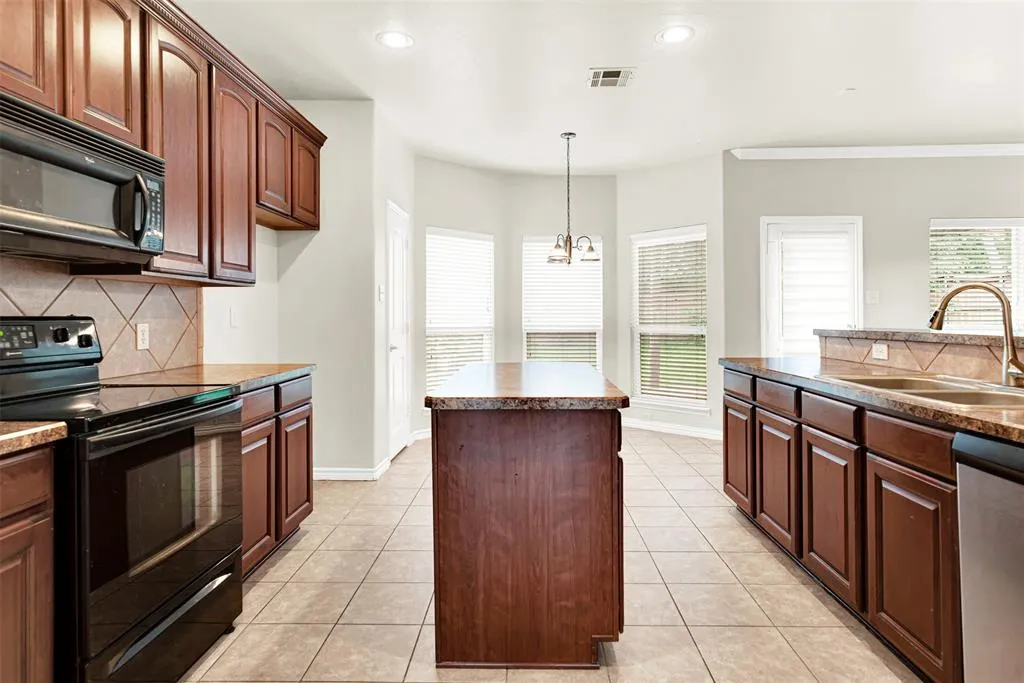 7908 Rancho De La Osa Trail