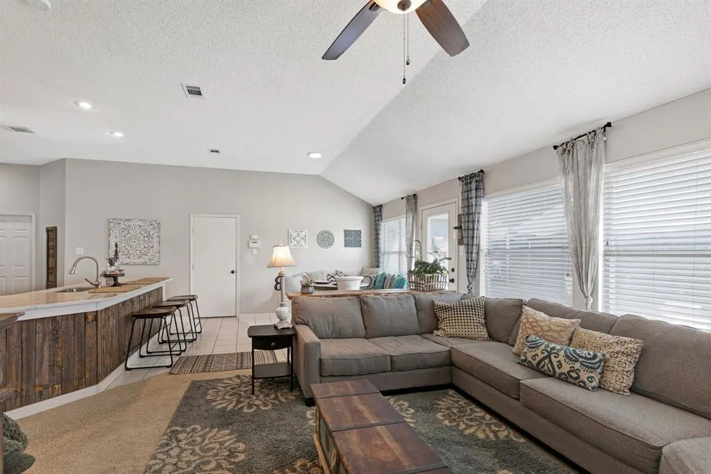1221 Ramsey Court