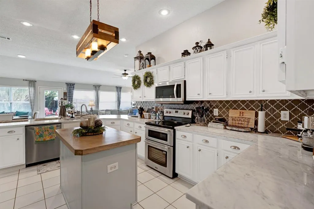 1221 Ramsey Court