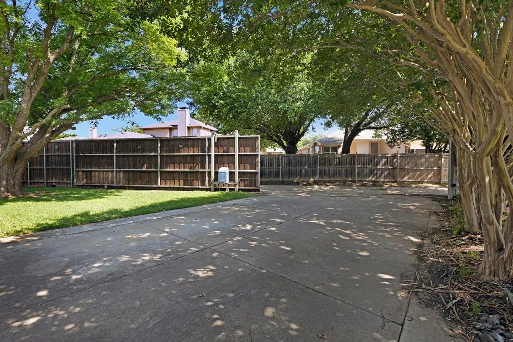 1221 Ramsey Court