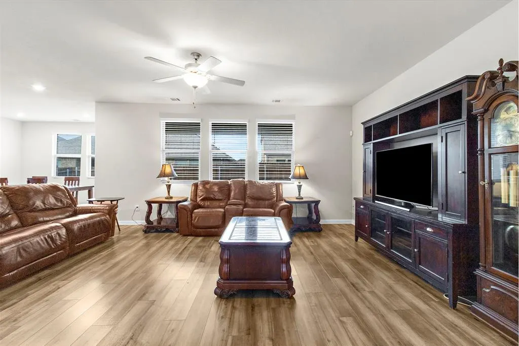1211 Sweetleaf Street