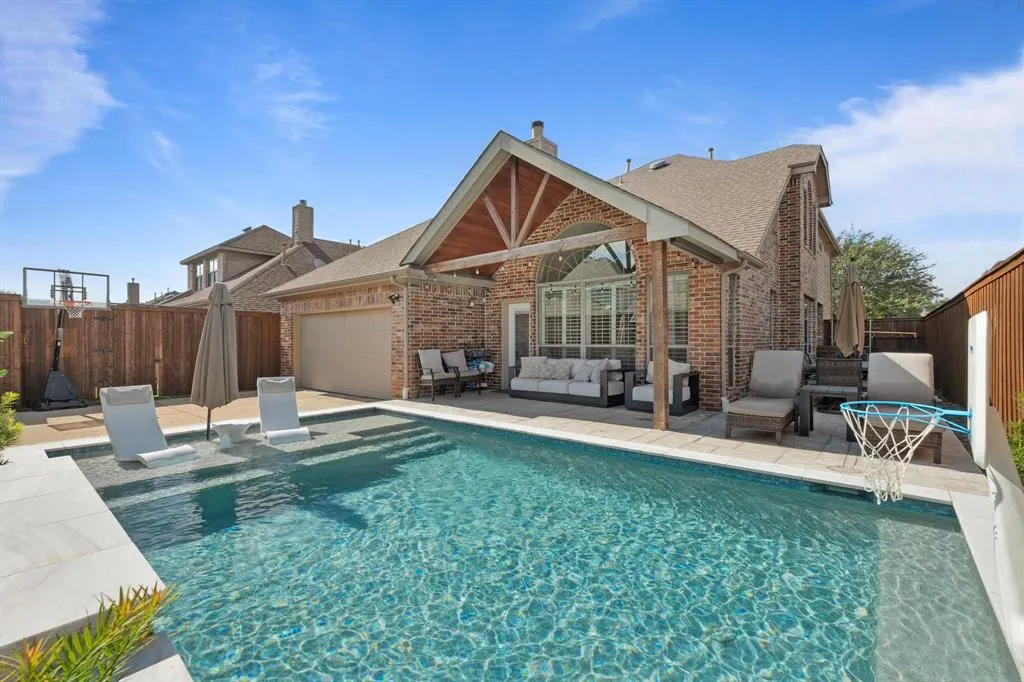 2701 Patriot Drive