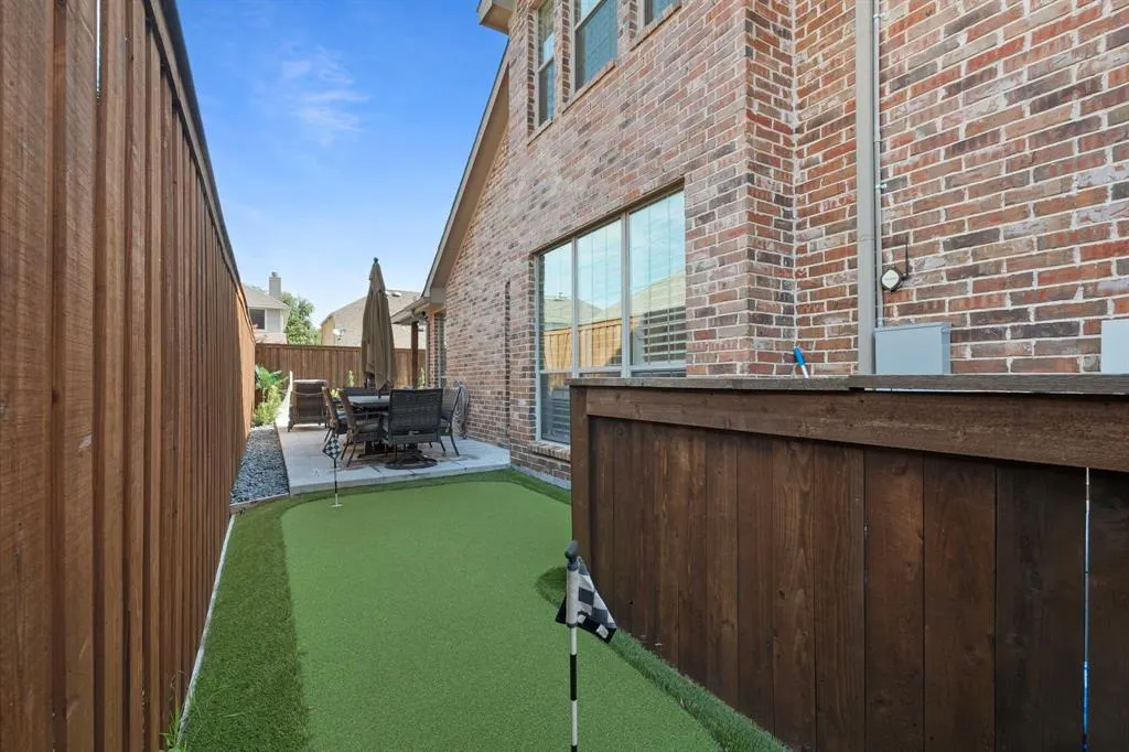 2701 Patriot Drive