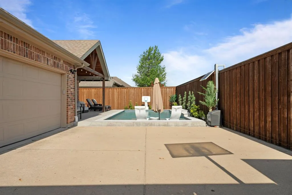 2701 Patriot Drive