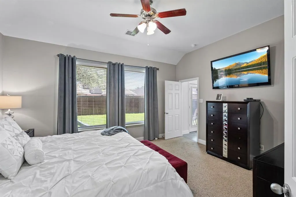 2619 Independence Drive