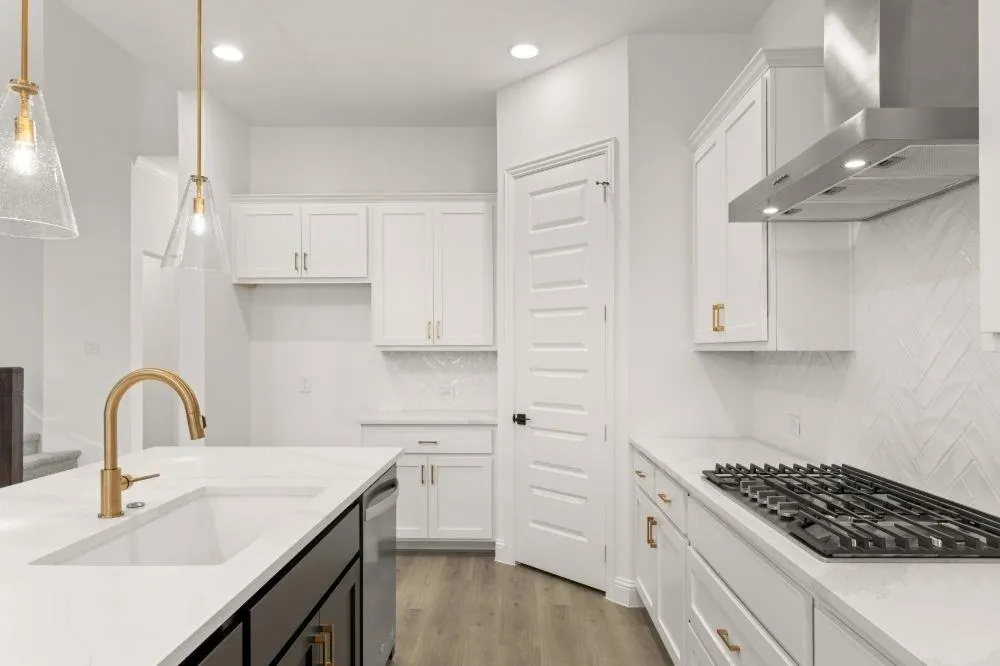 3214 Wallis