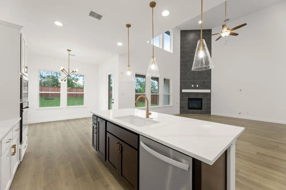3214 Wallis