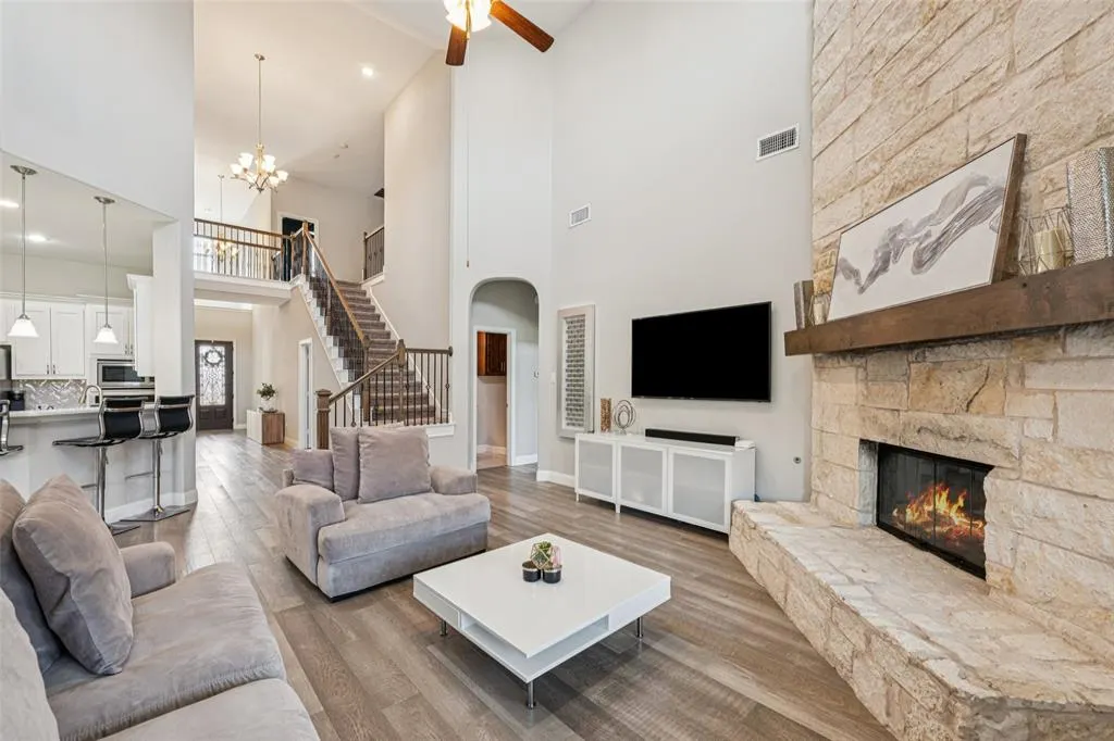 2713 Annamarie Drive