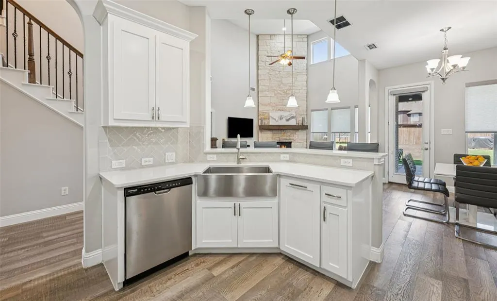 2713 Annamarie Drive