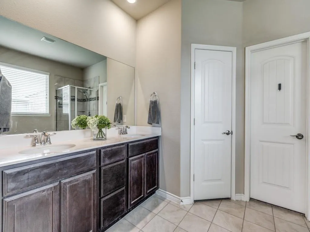 3213 Van Zandt Road