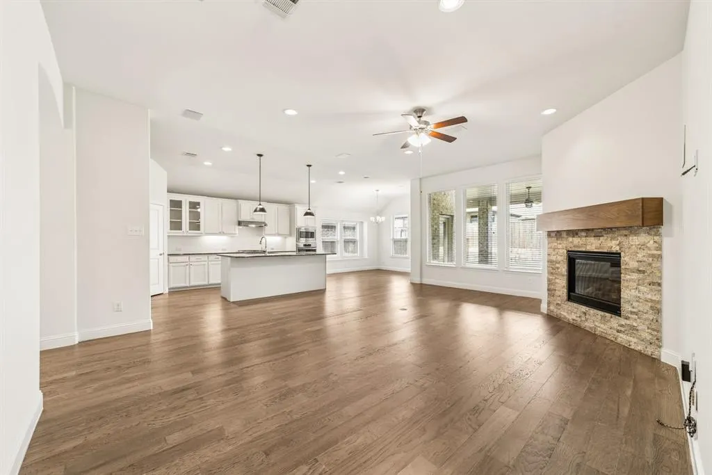 3615 Boston Circle
