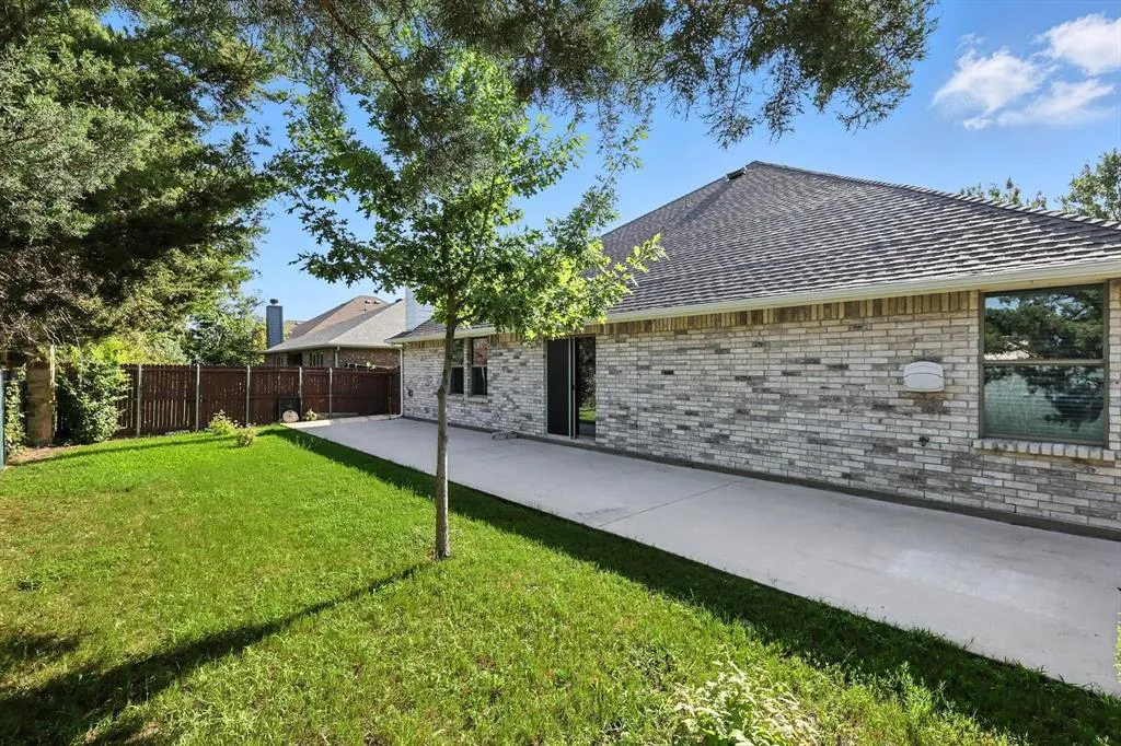 1070 English Ivy Drive