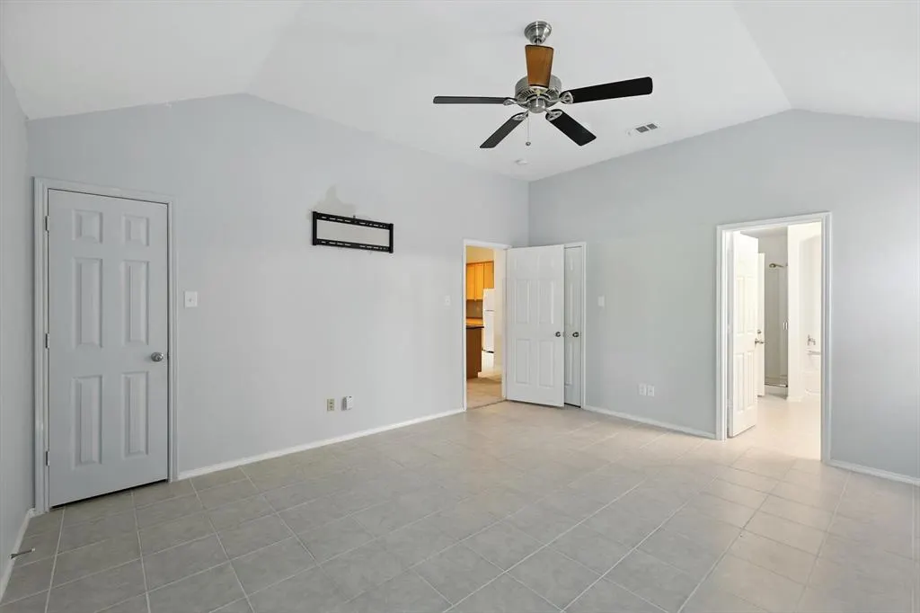 1070 English Ivy Drive