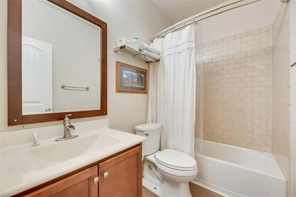 3616 Spring Run Lane