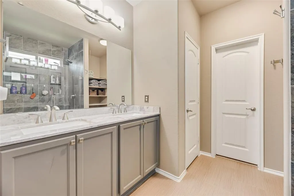 3616 Spring Run Lane