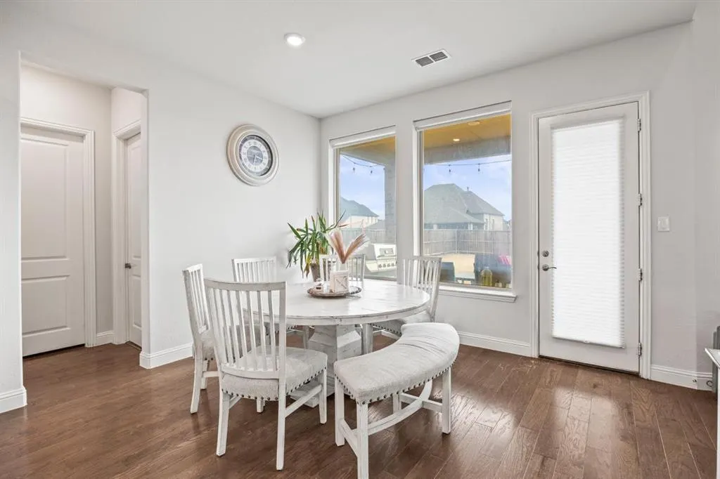 1510 Chisholm Trail