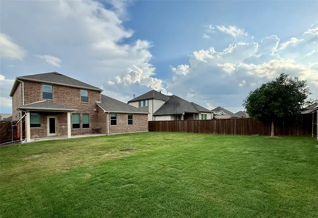 3821 Blue Stem Boulevard