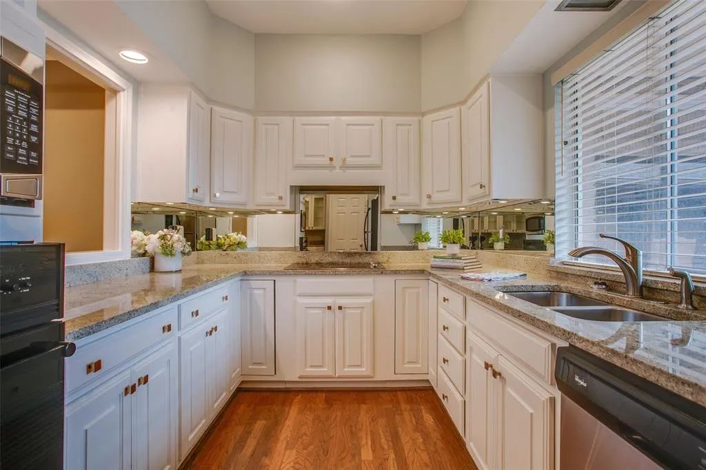 6314 Bandera Avenue, #C