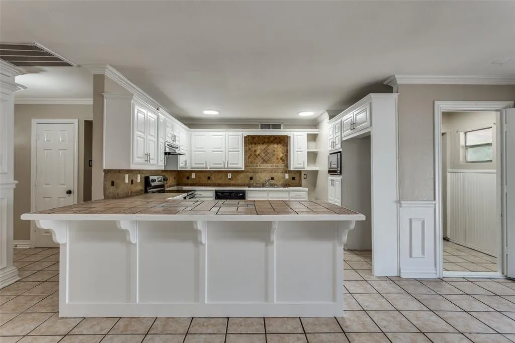 558 Ridgemont Drive