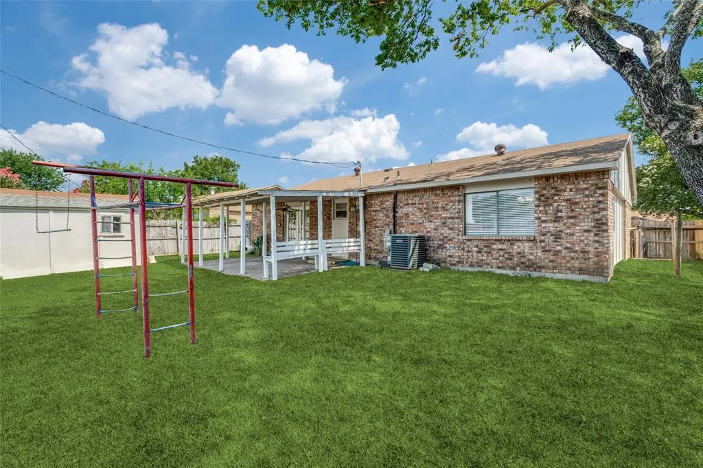 558 Ridgemont Drive