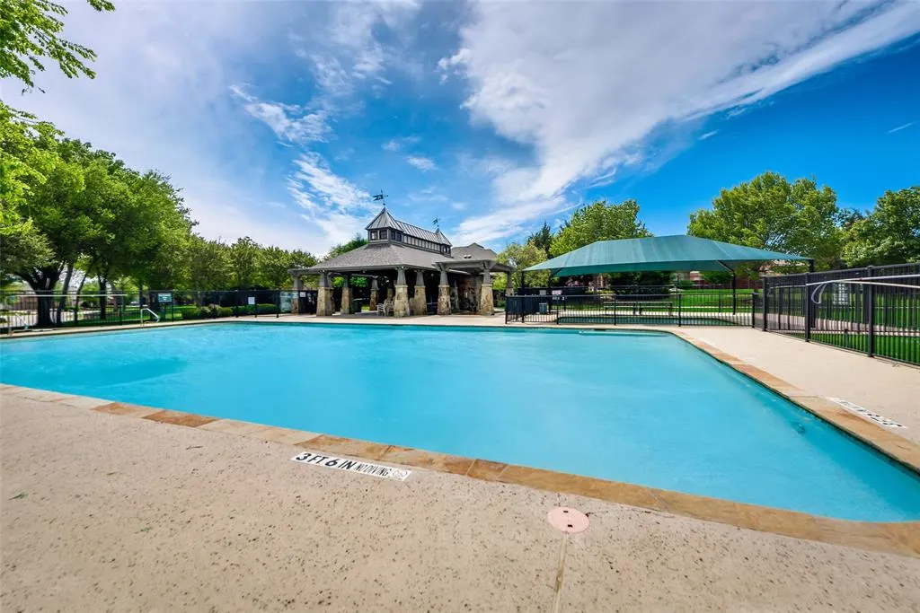 1201 Shenandoah Drive