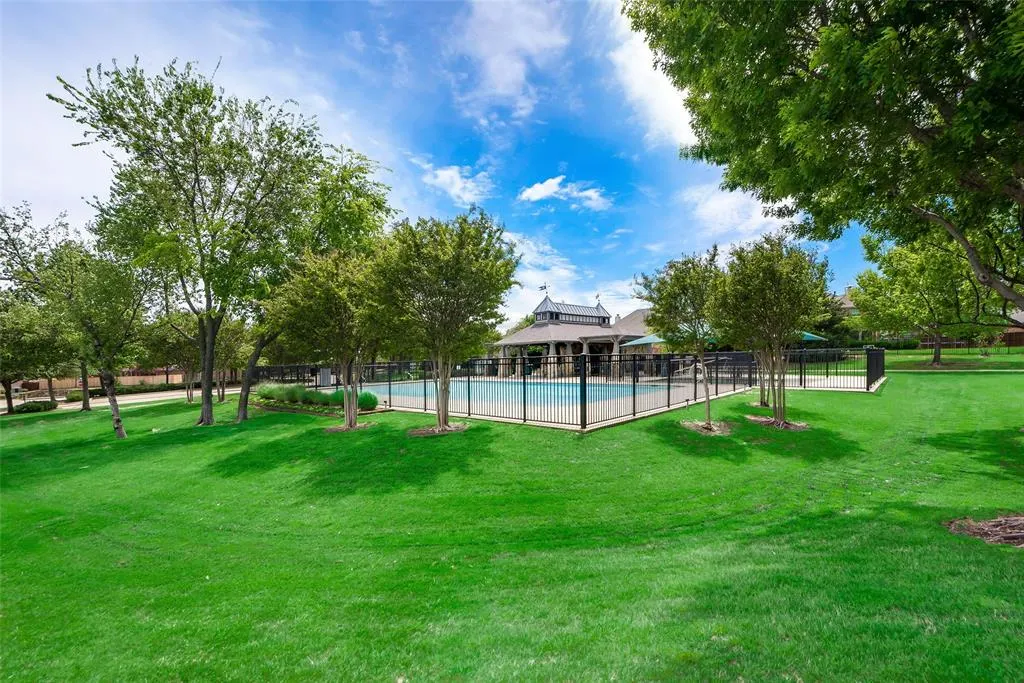 1201 Shenandoah Drive
