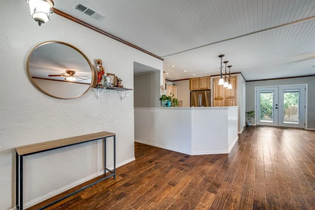526 Ridgemont Drive