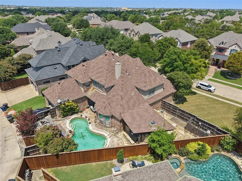 15577 Mountain View Lane