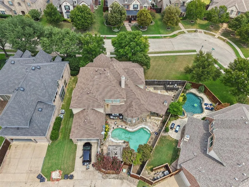 15577 Mountain View Lane