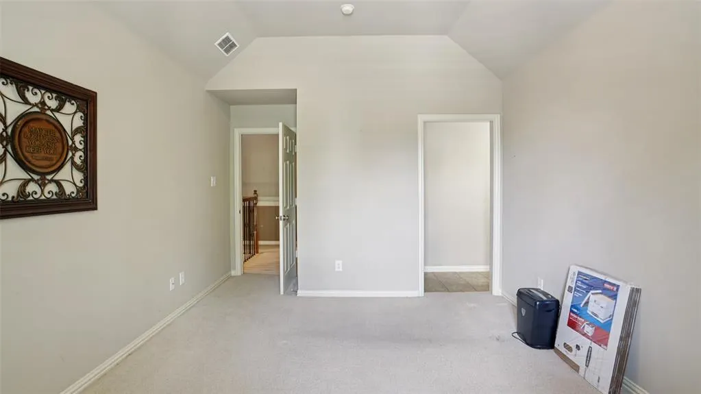 15577 Mountain View Lane