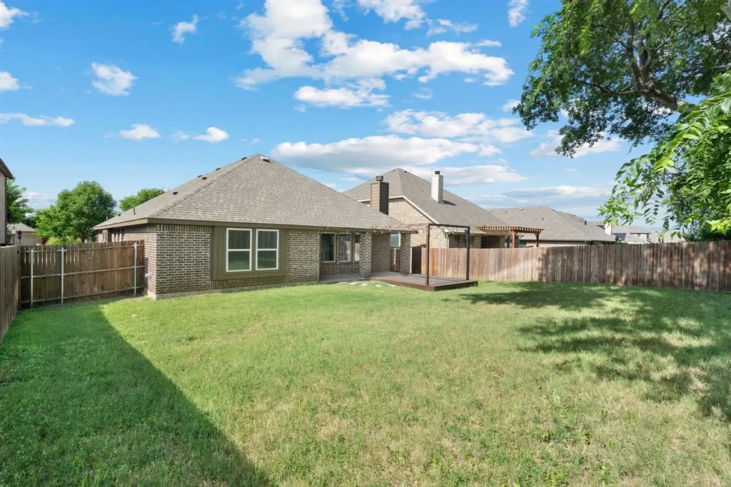 3517 Sequoia Lane
