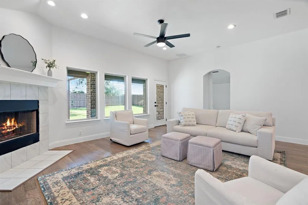 3517 Sequoia Lane
