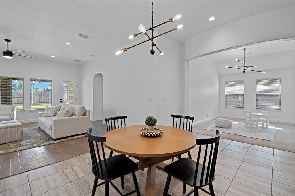 3517 Sequoia Lane
