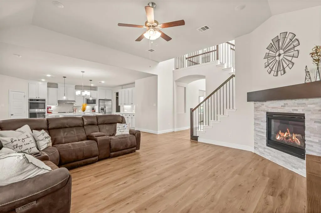 2506 Williamsburg Drive