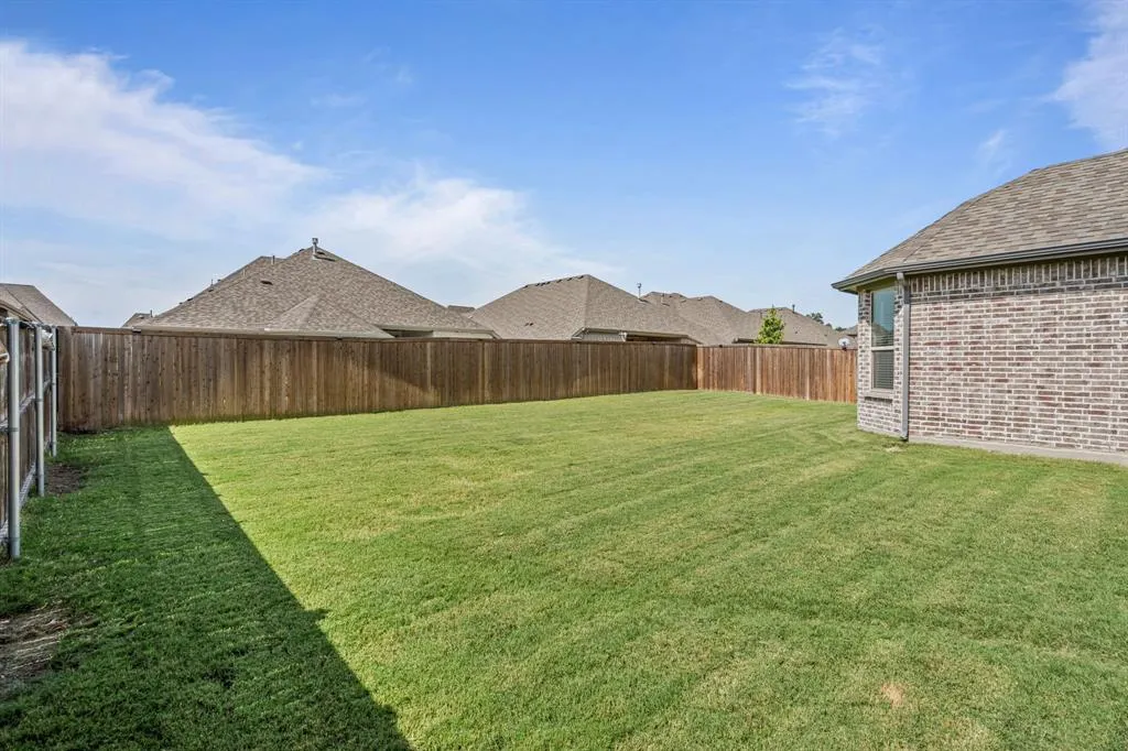 2506 Williamsburg Drive