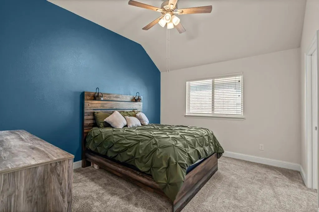 2506 Williamsburg Drive