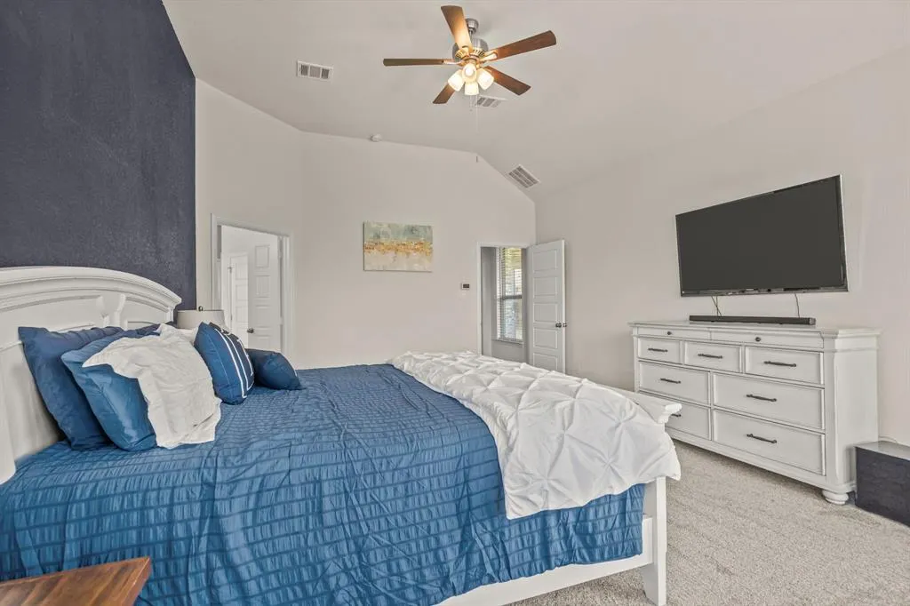 2506 Williamsburg Drive