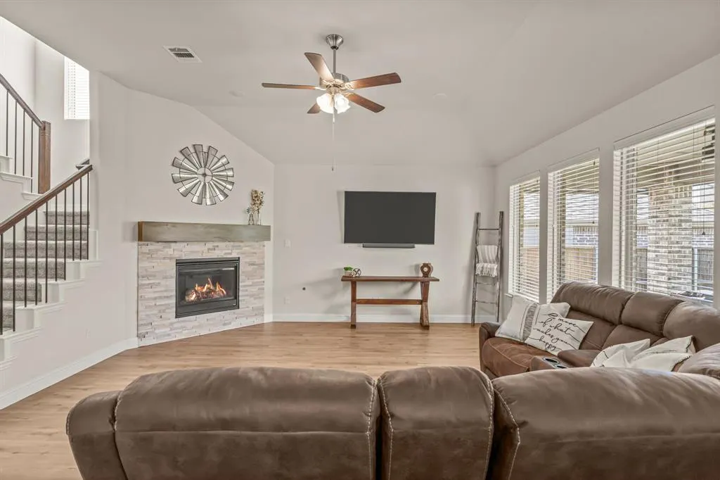 2506 Williamsburg Drive